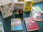 ボランティア活動の参考にもなる本。貸出しました。（名東図書館出前教室　－猪高小学校にて－）の大きな画像へ