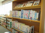 読書ガイド、趣味・部活の本、世の中・進路の本です。（山田図書館 ティーンズコーナー）の大きな画像へ