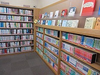 ティーンズコーナー（港図書館 ティーンズコーナー）の大きな画像へ