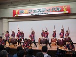 松蔭高校和太鼓部による演舞（読書フェスティバル)の大きな画像へ