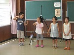 このパイプが楽器です。（緑図書館　「バンジーチャイム演奏会」）