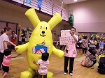 ほんがすきな子はおはなし会にきてね。（港・南陽図書館　「みなと子育てサロン」）