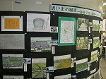 展示の様子１（富田図書館　「思い出の風景－戸田・春田・服部―」）