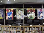 展示３（西図書館　「名古屋西高校　美術部作品展」）