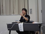 質問も多く寄せられ、丁寧に回答していただきました。（熱田図書館　講演会「学校へ行けない僕と、両親と先生たち」）