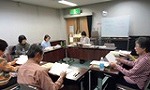 これからみんなで音読します。(南図書館 「みなみ音読広場」)