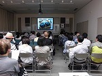 美しい料理写真を使った茶懐石の解説（熱田図書館　熱田区制80周年記念図書館講演会「あつたにまつわる食文化と宮宿会」を開催しました）