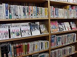 職員手づくりの面展示架です！（西図書館　面展示架を増設しました！）