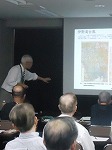 講師から伊勢湾台風と地図についてもお話しいただきました（南図書館　講演会「地図と防災」を行いました）