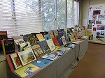 展示の様子（中村図書館　「フランス絵本の世界にようこそ！」事業を行います