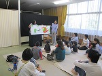 「９９９ひきのきょうだい」の大型絵本（千種図書館　「絵本とおはなしをきく会　子ども読書の日スペシャル」を行いました）