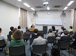 おはなし会全体の様子（志段味図書館　「大人のおはなし会」を行いました）