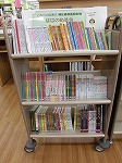 緑図書館にて貸出中です！（緑図書館・徳重図書館　緑区歯科医師会「ははの箱基金」寄贈図書贈呈式を行いました）