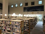 館内の写真（中川図書館　「中川図書館で夕涼み！」）