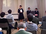ミニビブリオバトルの様子(南陽図書館「ミニビブリオバトル」)