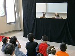 おはなし会の様子（富田図書館「夏の図書館まつり」）"