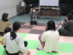 南図書館「絵本とわらべうた　第2回」の写真1