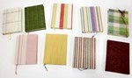 徳重図書館「綿紬を使ったノートを作ろう」の写真3