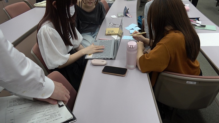 椙山女学園大学で「星ヶ丘図書館（仮称）ワークショップ」の写真2
