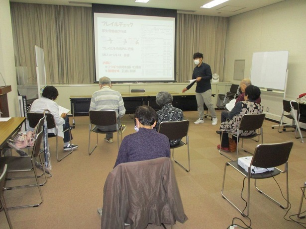 中村図書館「理学療法士に学ぶフレイルってなに？」の写真1