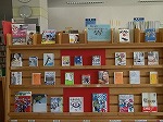 展示風景（楠図書館　「熱いぞ！ウインタースポーツ」）