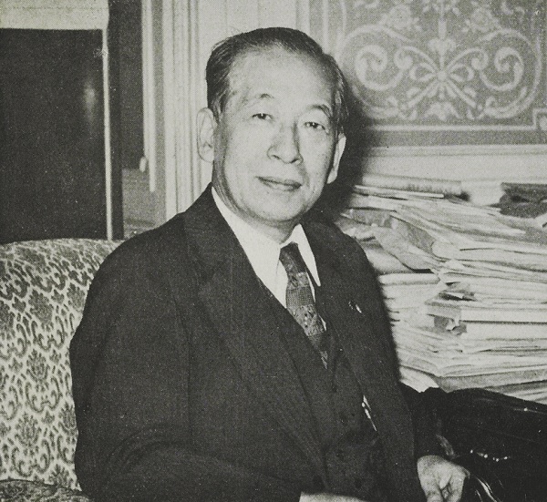 「金森徳次郎」の写真