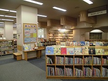 名古屋市熱田図書館