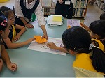 本はどうならんでいるのかな？本さがしゲームをしたよ！（ちくさ図書館　「子ども図書館大使」）