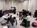 本のよみきかせ（なんよう図書館　ブラックシアターのおはなし会）