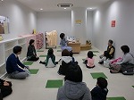 冬のおすすめ本のよみきかせ。（とくしげ図書館　ユメリアブッククラブ「冬のおすすめ本」）