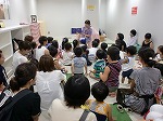 たくさんの子どもたちがおはなし会にきてくれました。（とくしげ図書館　夏のおたのしみ大会）