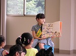 初めての読み聞かせ。ドキドキしたけどがんばったよ！（なんよう図書館　「子ども図書館大使」）