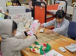 「〇日までにお返しください。」あいさつもかんぺき！（きた図書館　「なごやっ子読書ノートでカウンター体験」）