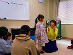 おたのしみ会の様子（なんよう図書館　ぽるとがるごとえいごのおたのしみおはなし会）