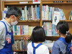 なかむら図書館「子ども司書」の写真2