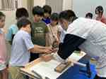 あつた図書館「夏休みのイベント」「ふきながし」を作ろうの写真1