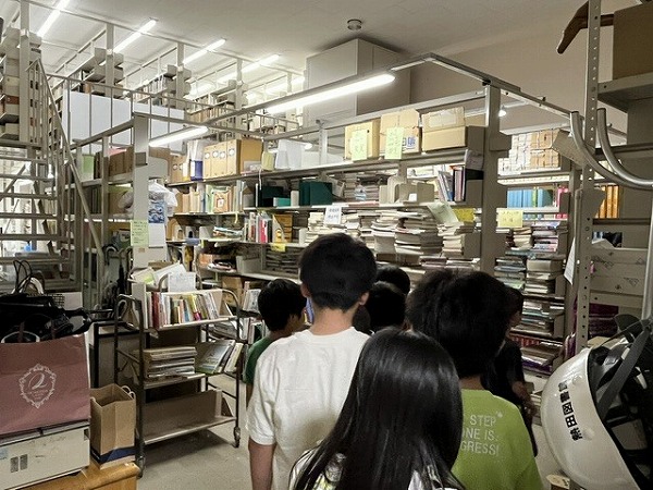 あつた図書館「夏休みのイベント」わくわくキッズ探検隊の写真1