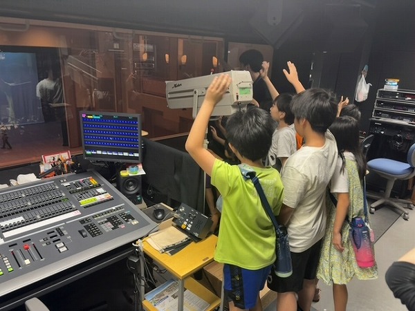 あつた図書館「夏休みのイベント」わくわくキッズ探検隊の写真2
